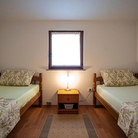 Apartman Luka 法扎纳 外观 照片