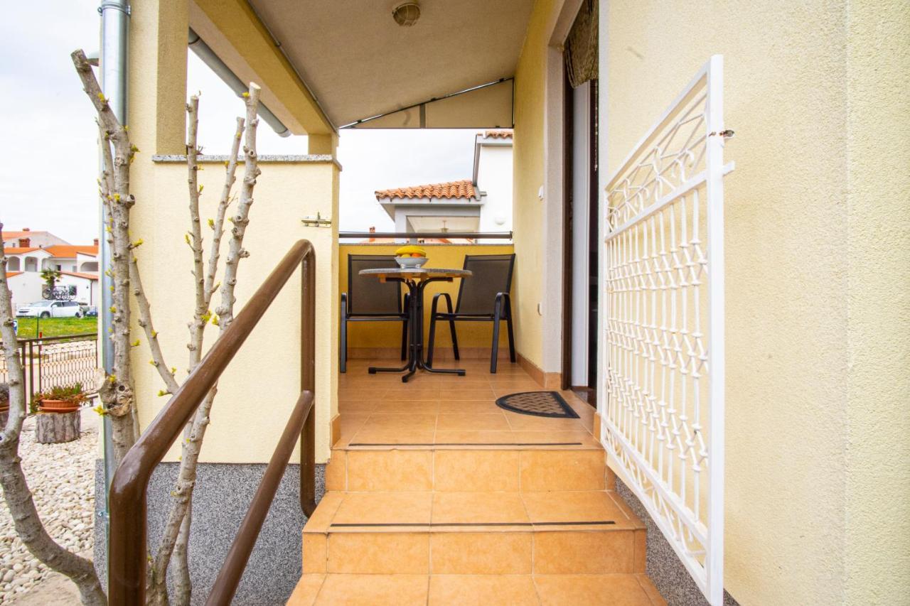Apartman Luka 法扎纳 外观 照片