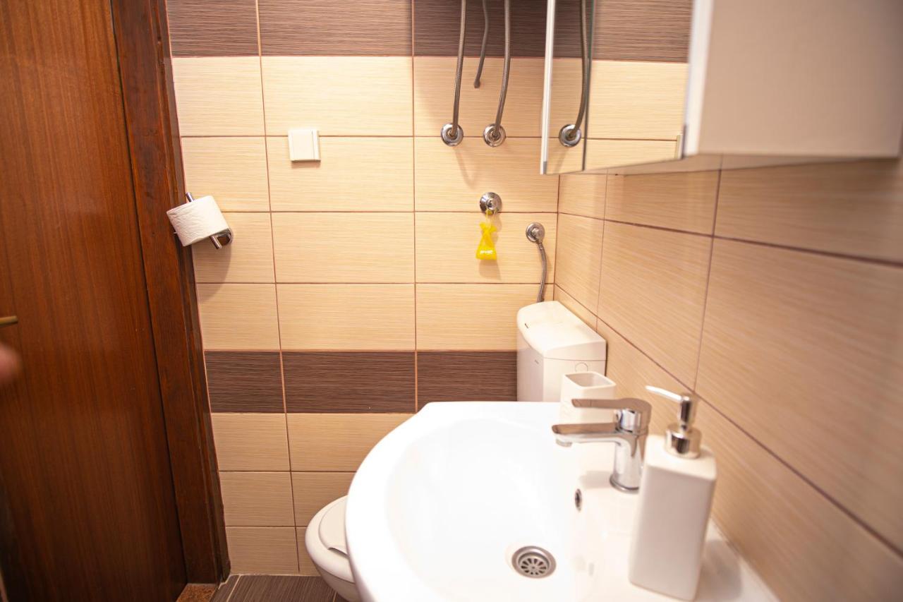 Apartman Luka 法扎纳 外观 照片